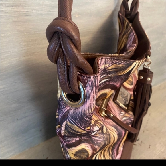 SHARIF LARGE PURSE PEACOCK FEATHER PRINT - Picture 3 of 9